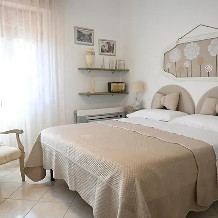 La Mimosa Πανσιόν 4*