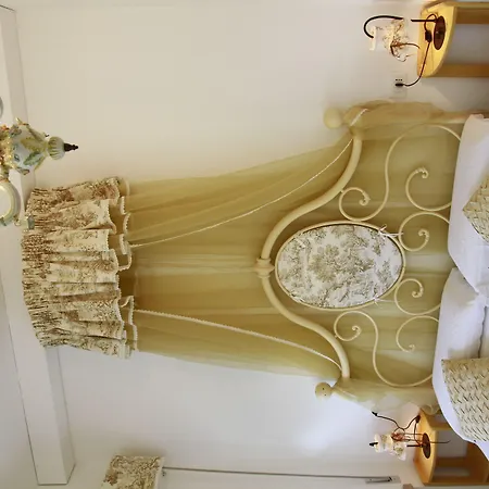 Πανσιόν La Mimosa 4*