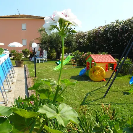 La Mimosa Πανσιόν 4*