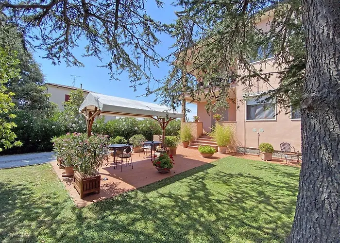 Πανσιόν La Mimosa 4*