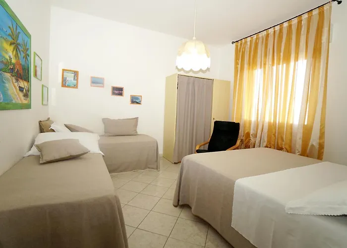 Πανσιόν La Mimosa 4*