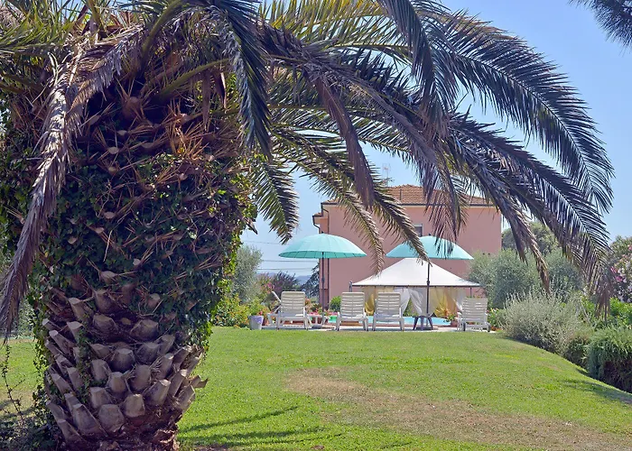 La Mimosa Πανσιόν